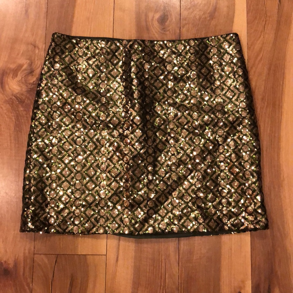 Banana Republic sequin skirt